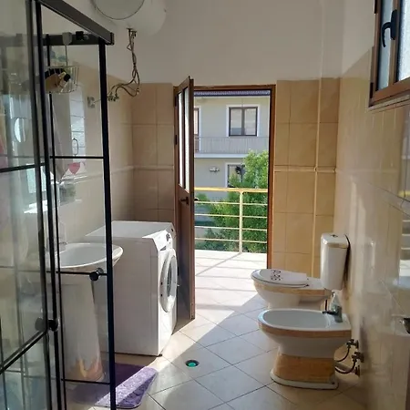 Karaj Airoport Hostel Tiran