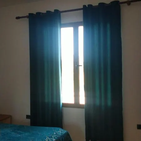 Karaj Airoport Hostel *